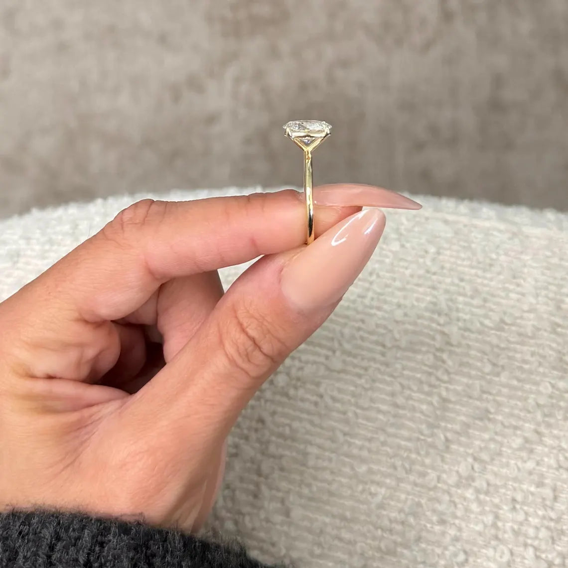 2 Carat Oval Lab Grown Diamond Ring | Oval Cut Solitaire Engagement Ring | 14K Yellow Gold | IGI Certified