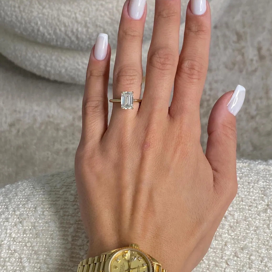 18k Yellow Gold 2.50 Carat Emerald Cut D-VVS2 IGI Certified Lab Grown Diamond Solitaire Engagement Ring