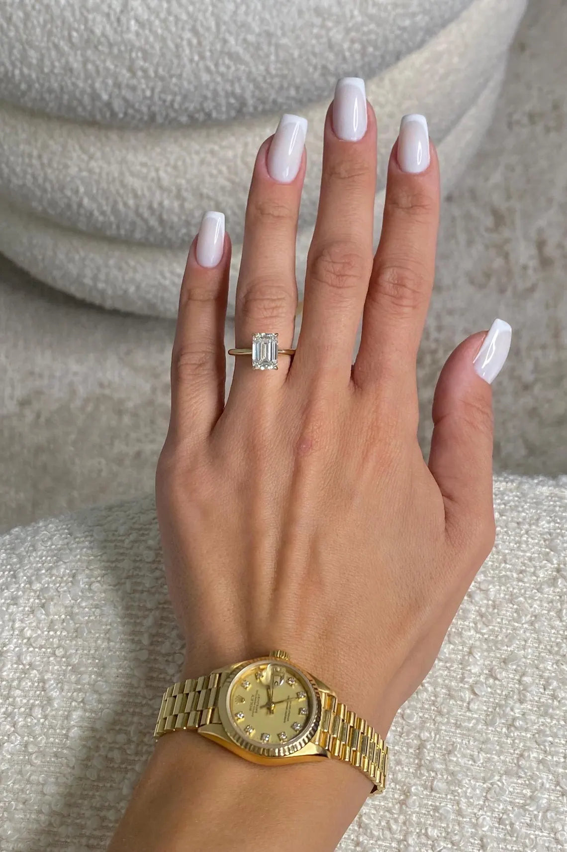 18k Yellow Gold 2.50 Carat Emerald Cut D-VVS2 IGI Certified Lab Grown Diamond Solitaire Engagement Ring