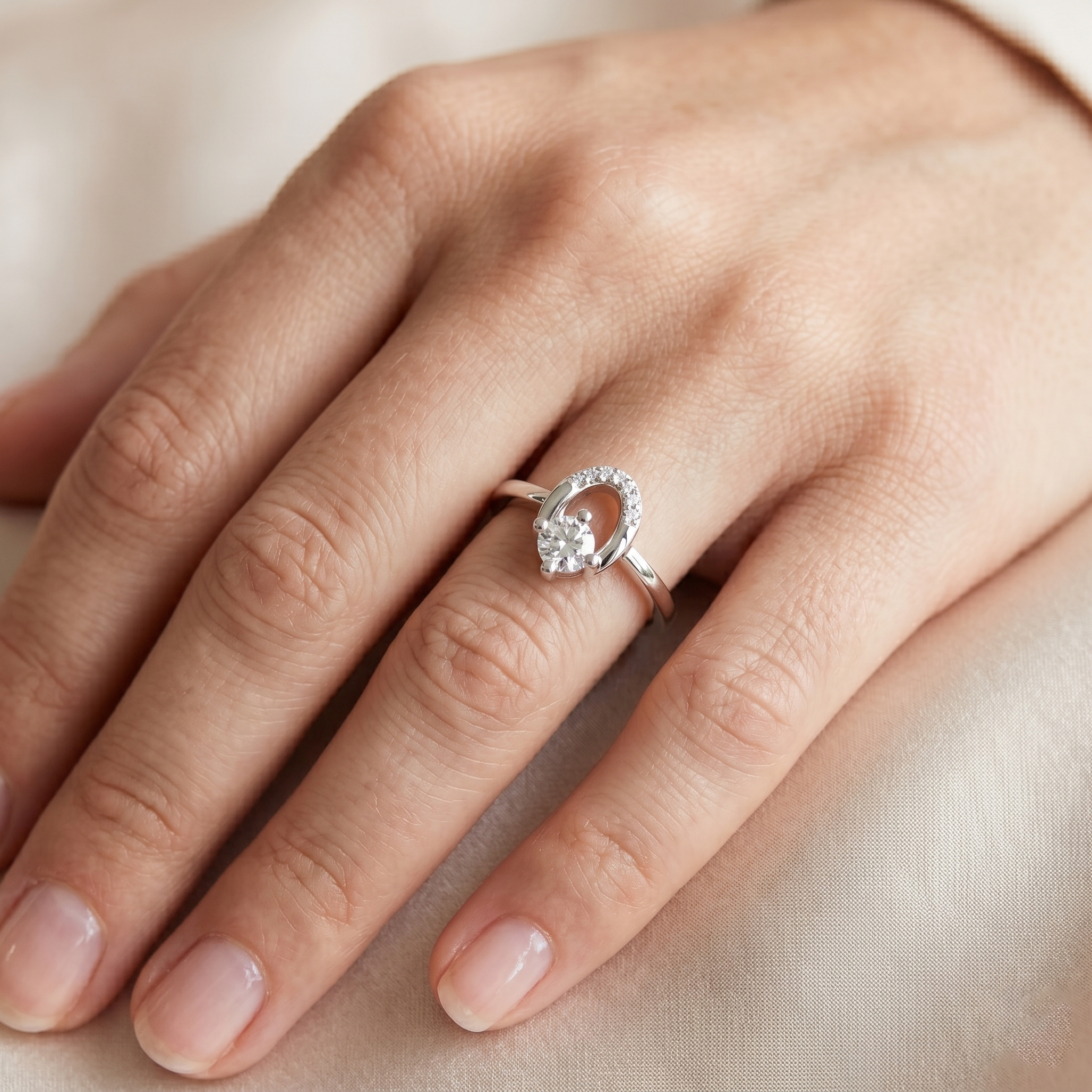 925 Sterling Silver Horseshoe-Inspired Solitaire Engagement Ring with Round Diamond Accent