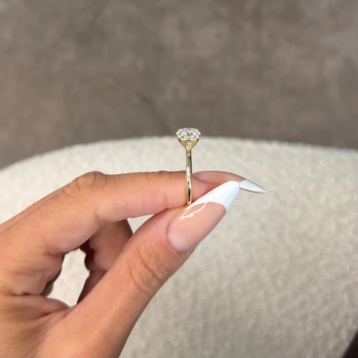 18k Yellow Gold 2 Carat Round Brilliant Cut Lab Grown Diamond Solitaire Engagement Ring IGI Certified