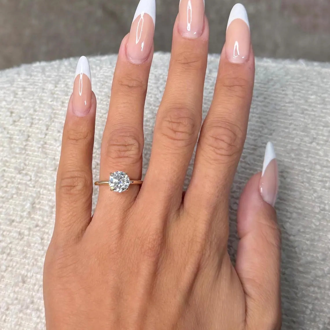 18k Yellow Gold 2 Carat Round Brilliant Cut Lab Grown Diamond Solitaire Engagement Ring IGI Certified