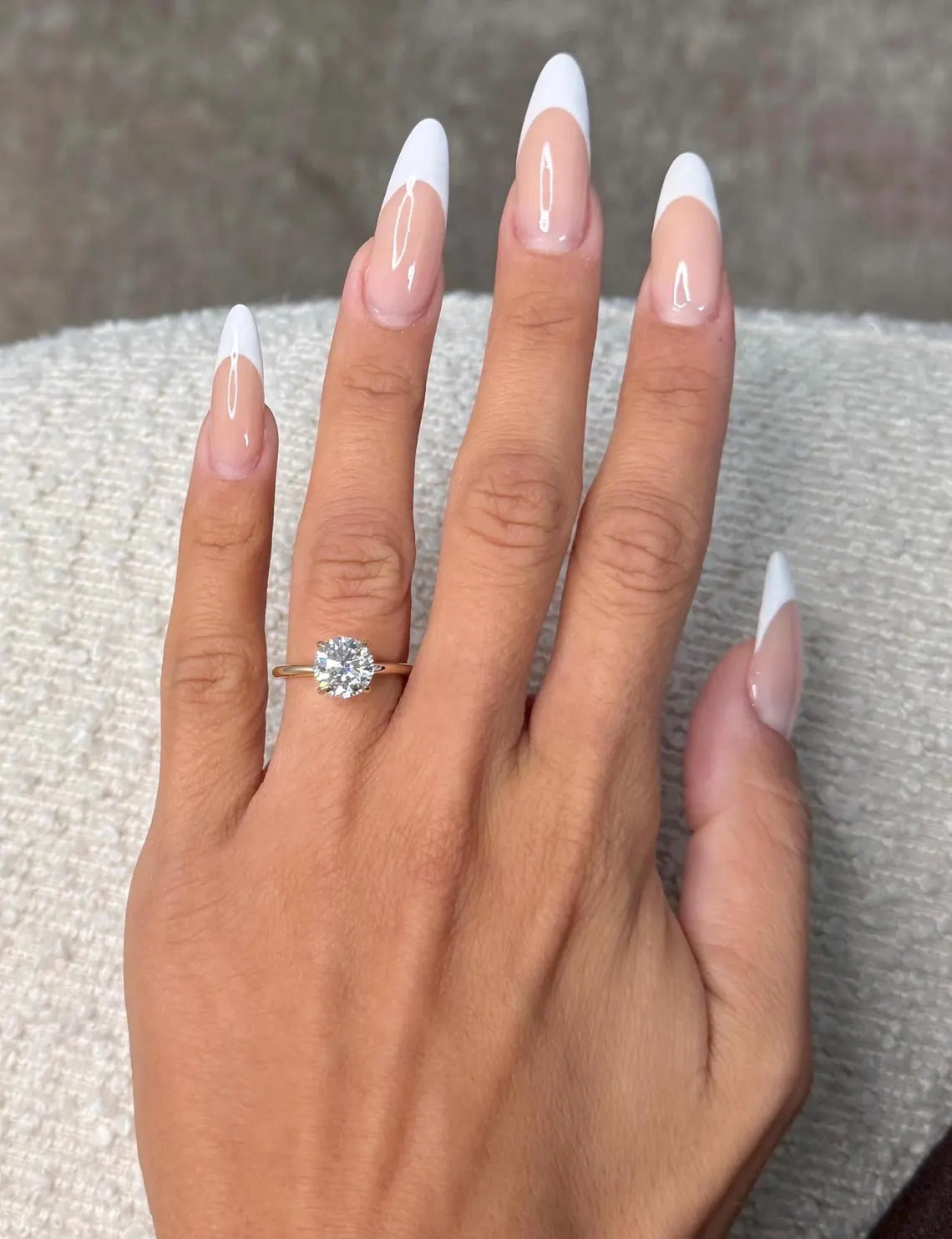 18k Yellow Gold 2 Carat Round Brilliant Cut Lab Grown Diamond Solitaire Engagement Ring IGI Certified