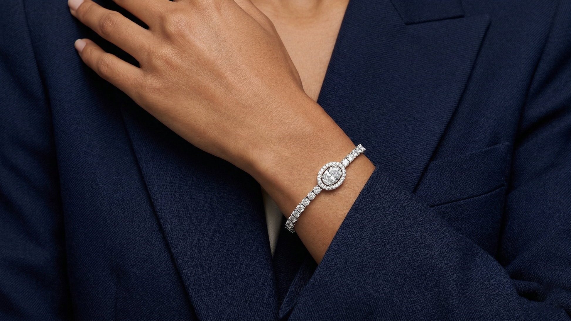 Oval Cut Micro Prong and Collect Setting Moissanite 925 Sterling Silver Bracelet