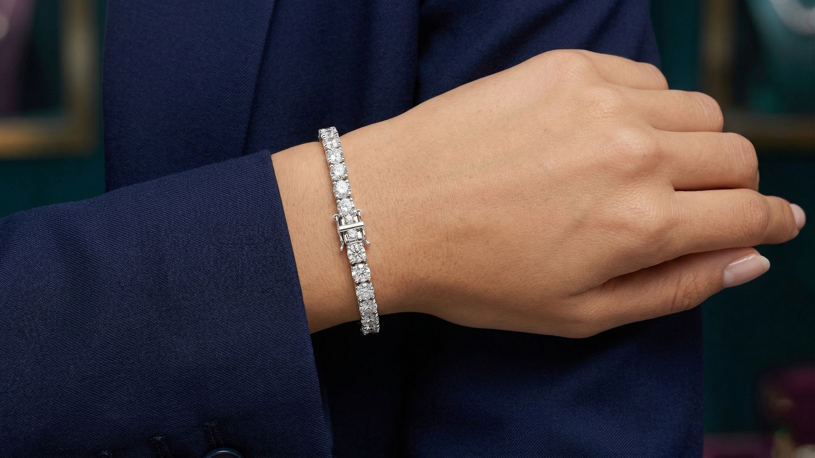 Collect Setting Round Cut Moissanite 925 Sterling Silver Bracelet
