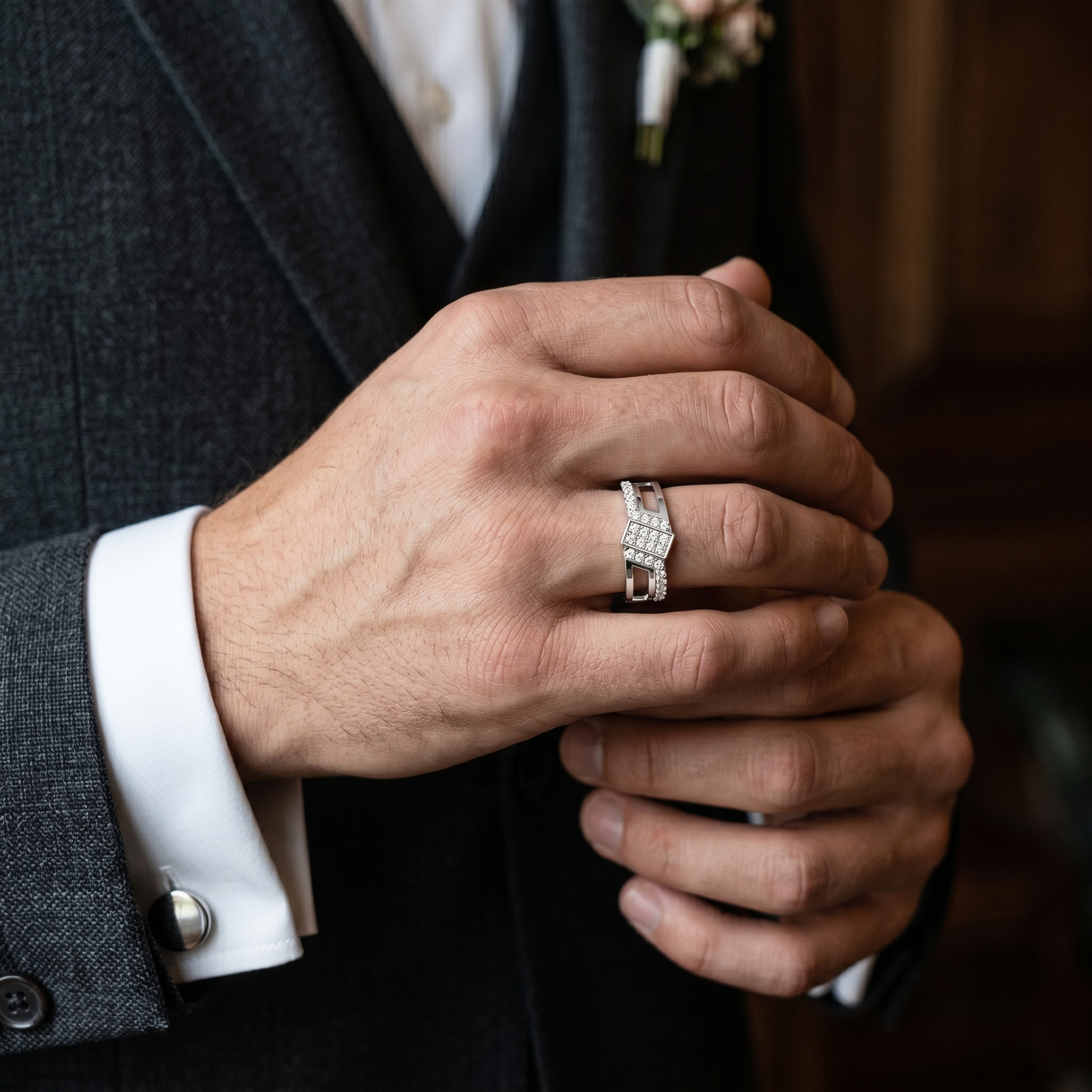 Men's Modern Geometric Architectural Split-Shank Diamond Statement Ring